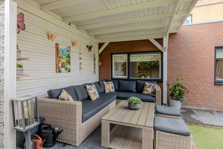 Foto 50 van Naardenstraat 6