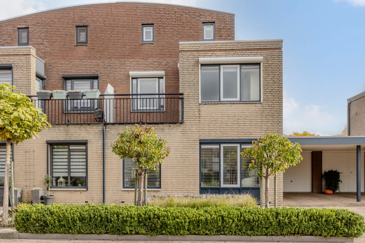 Foto 59 van Naardenstraat 6