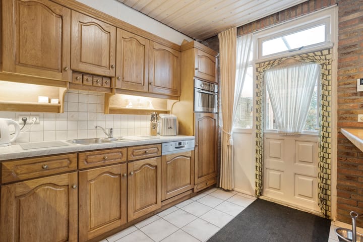 Photo 4 of Vezelstraat 33