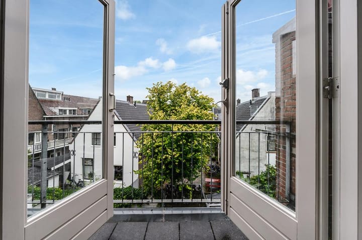 Photo 16 of Flamingostraat 6-BS