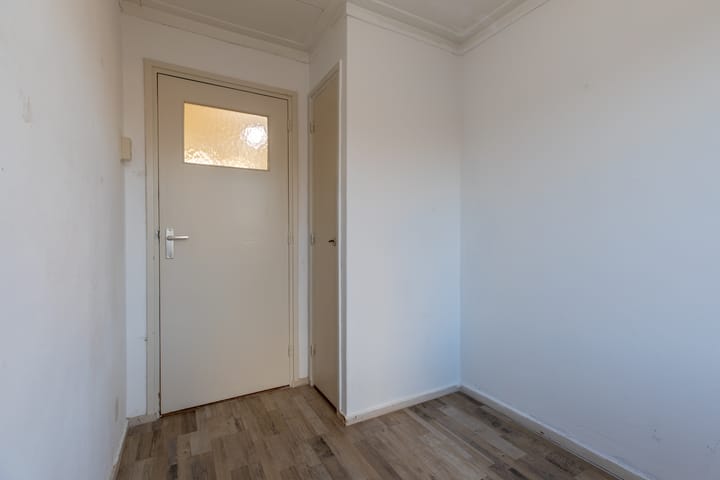 Foto 12 van Burg. Willemsstraat 35