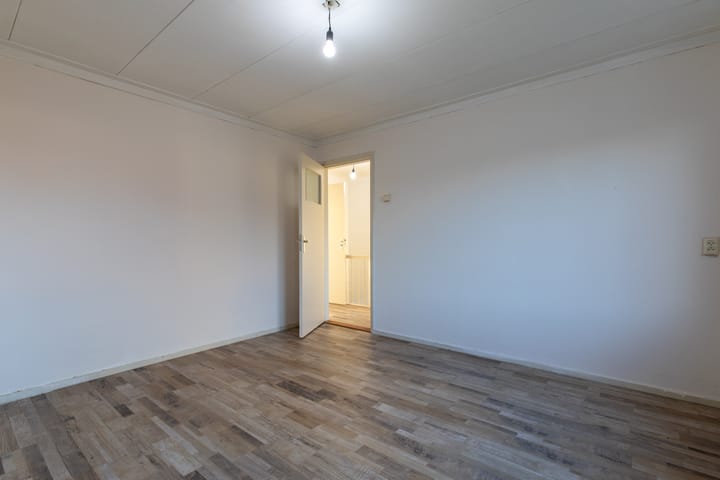 Foto 14 van Burg. Willemsstraat 35