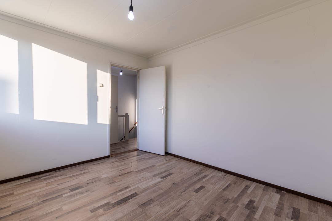 Foto 16 van Burg. Willemsstraat 35