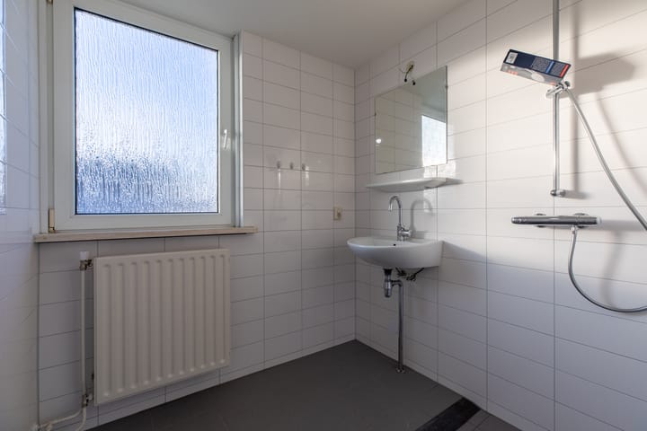 Foto 17 van Burg. Willemsstraat 35