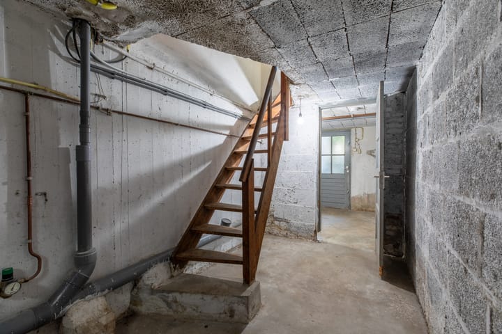 Foto 18 van Burg. Willemsstraat 35