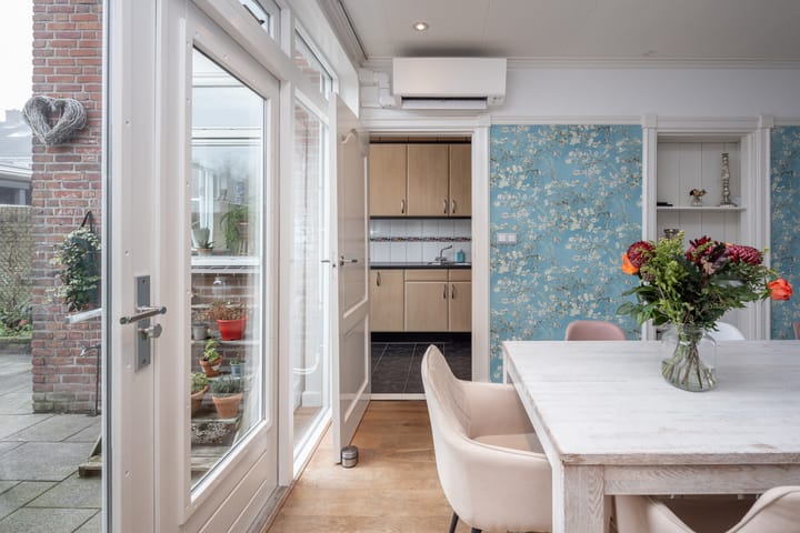 Foto 11 van La Reinelaan 101