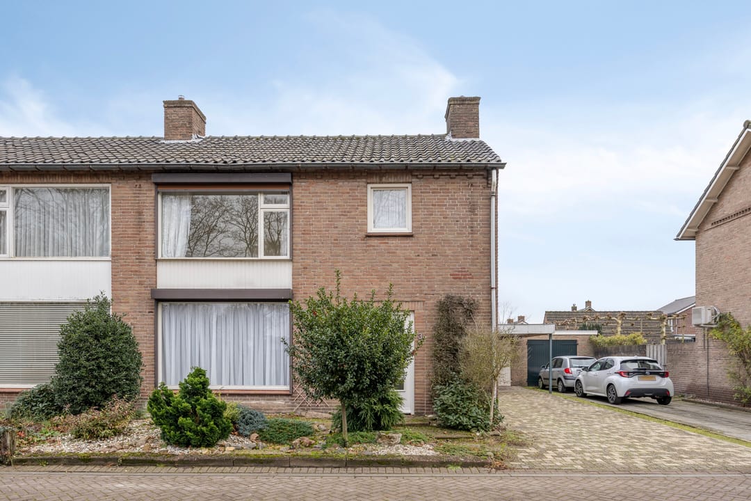 Photo 2 of Pastoor Janssenstraat 3