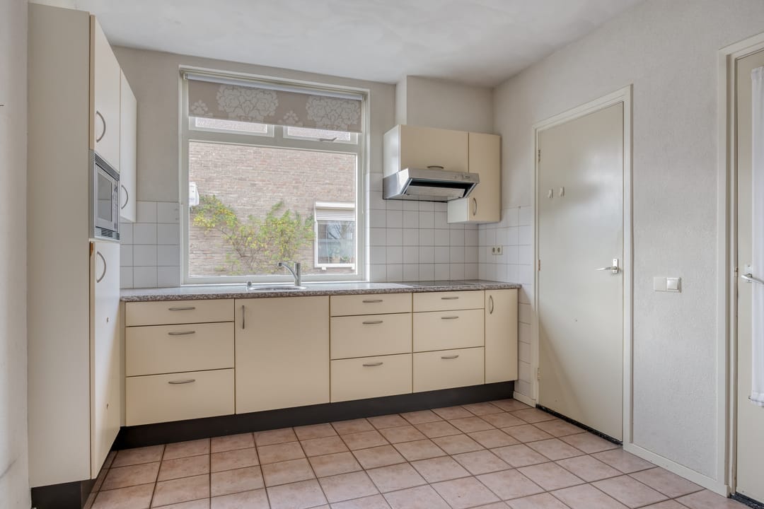 Photo 11 of Pastoor Janssenstraat 3