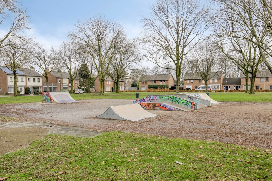 Photo 46 of Pastoor Janssenstraat 3