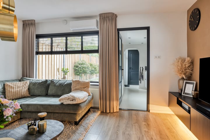 Photo 3 of Violenstraat 32