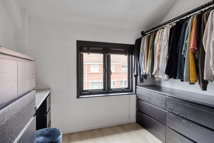 Photo 17 of Violenstraat 32