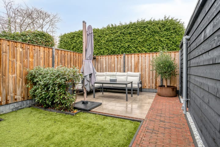 Photo 22 of Violenstraat 32