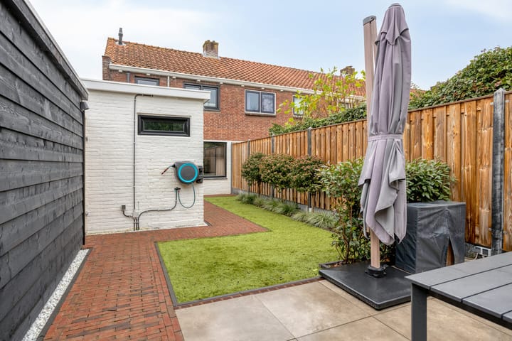 Photo 24 of Violenstraat 32