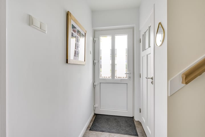 Photo 10 of Camphuysenstraat 24