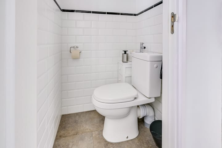 Photo 12 of Camphuysenstraat 24