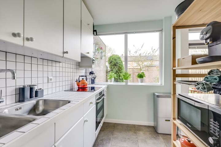 Photo 24 of Camphuysenstraat 24