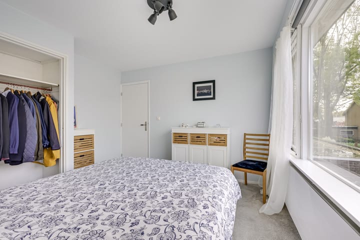 Photo 38 of Camphuysenstraat 24