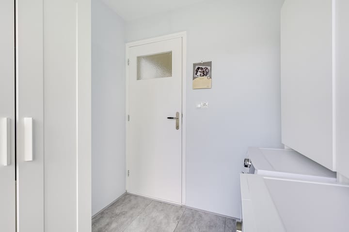 Photo 53 of Camphuysenstraat 24