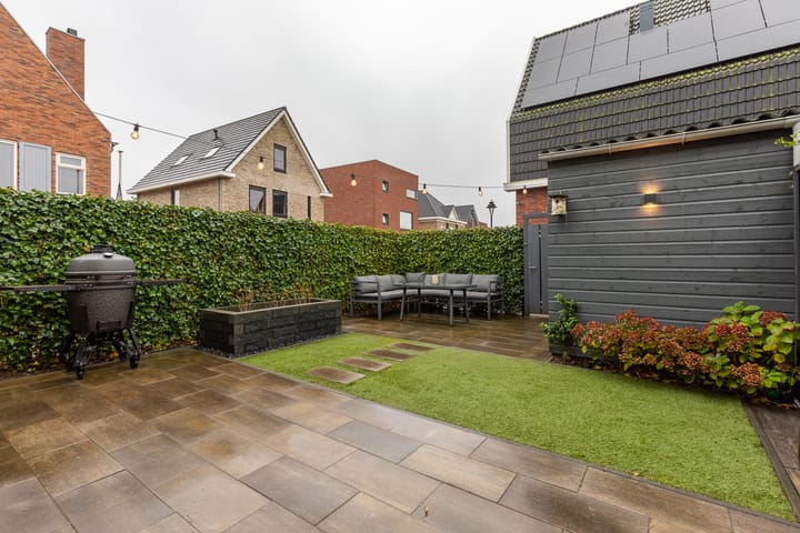 Photo 4 of Maria Mayerstraat 23