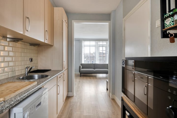 Foto 10 van Burgemeester van Hooffln 31