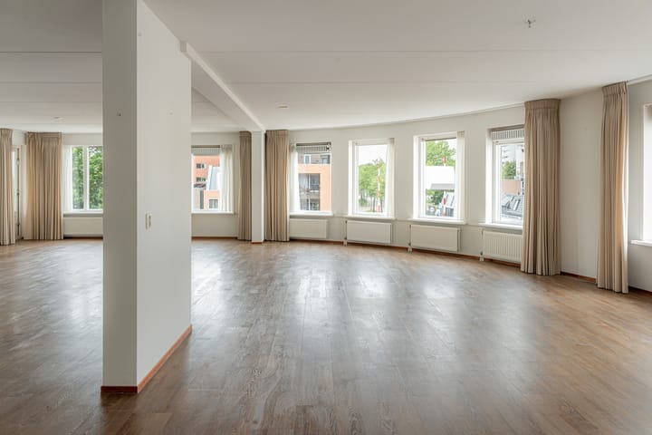 Photo 14 of K R Poststraat 2-201