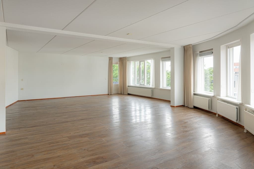 Foto 16 van K R Poststraat 2-201