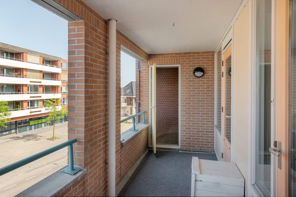 Foto 19 van K R Poststraat 2-201