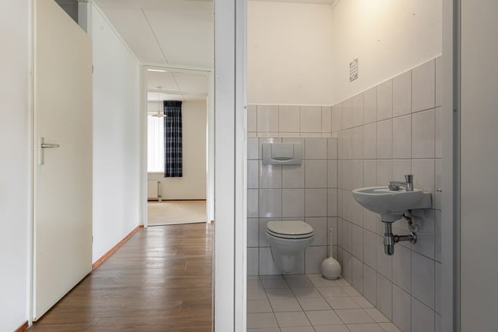 Photo 25 of K R Poststraat 2-201