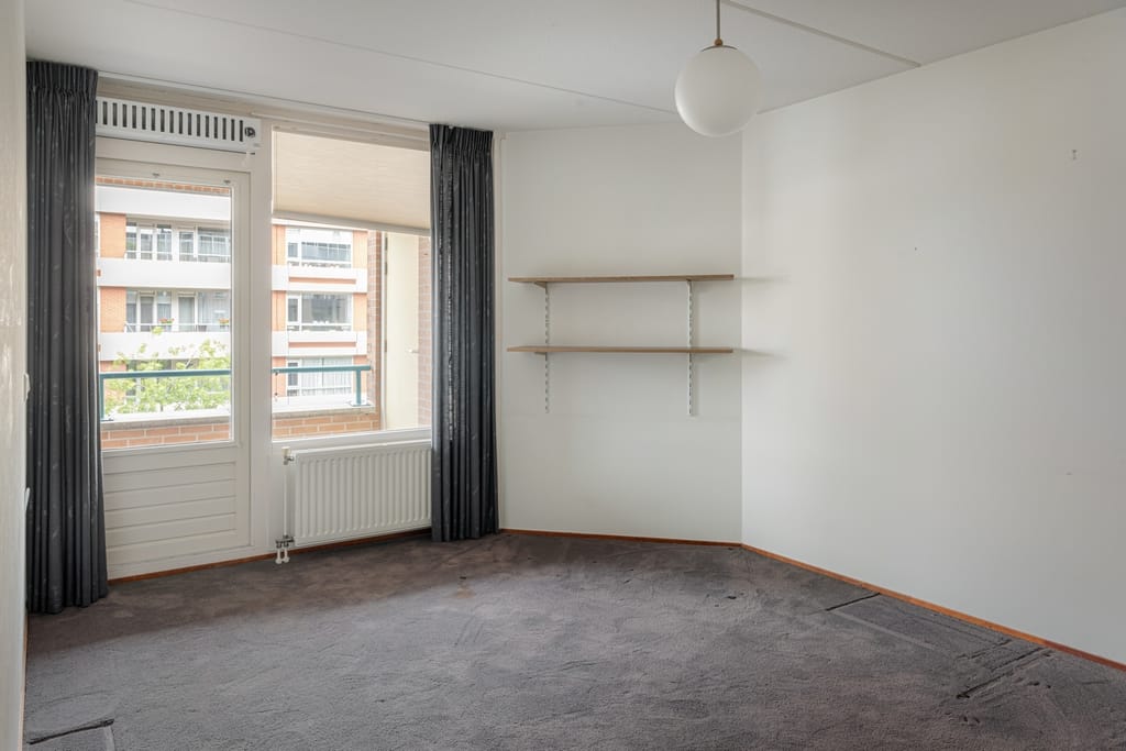 Foto 22 van K R Poststraat 2-201