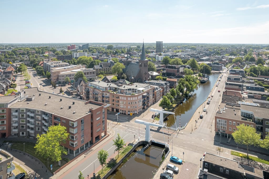 Foto 42 van K R Poststraat 2-201