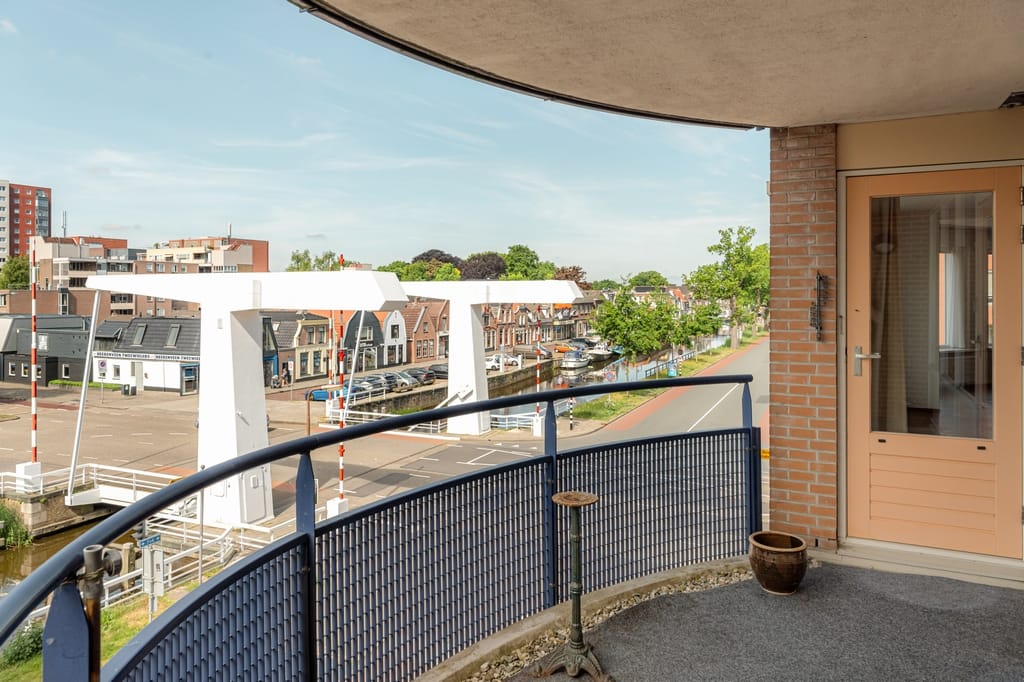 Foto 33 van K R Poststraat 2-201