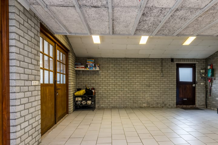 Foto 15 van Titus Brandsmastraat 6