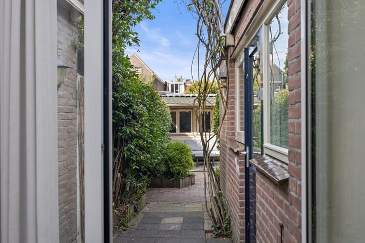 Foto 32 van Hoogvensestraat 165