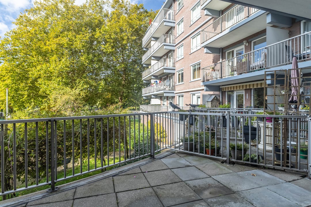 Photo 8 of Surinameplein 69