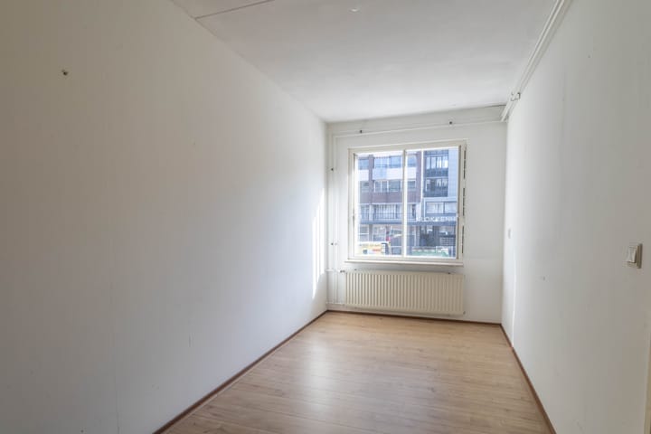 Photo 10 of Surinameplein 69