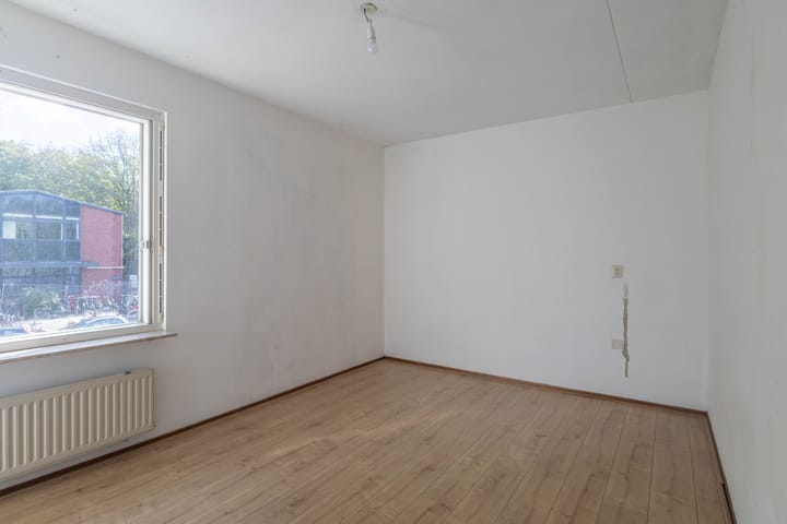 Photo 12 of Surinameplein 69