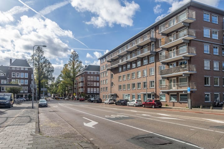 Photo 15 of Surinameplein 69