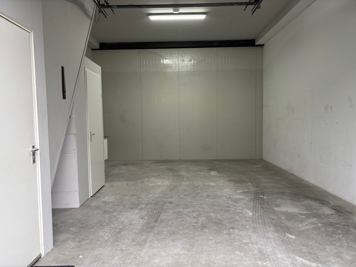 View photo 2 of Lange Schaft 32-c