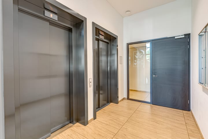 Photo 7 of Mangoweg 223