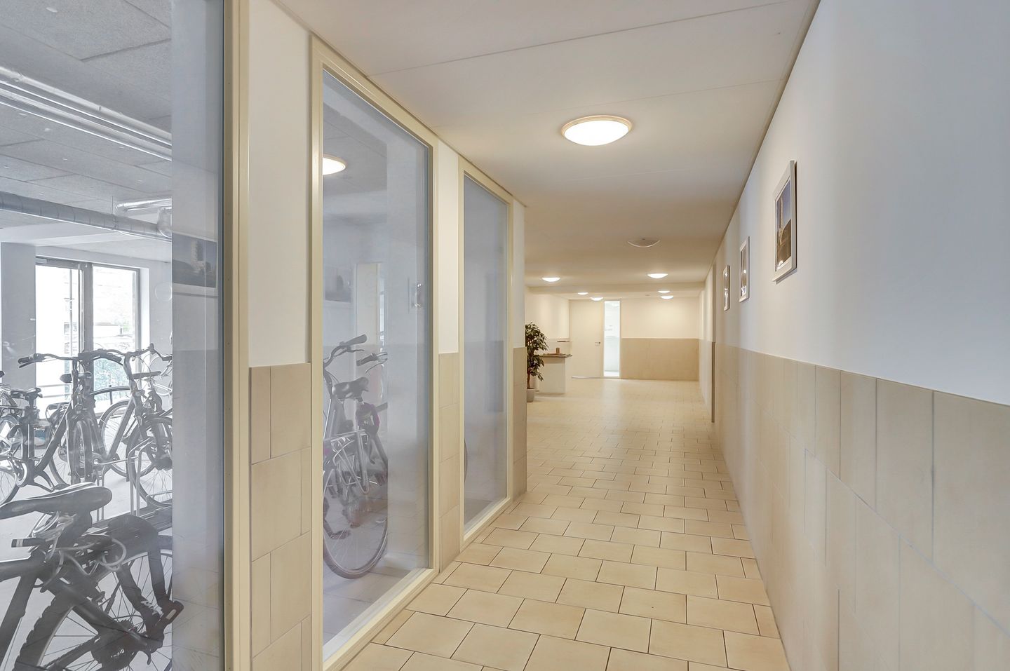 Photo 10 of Edmond Audranstraat 175