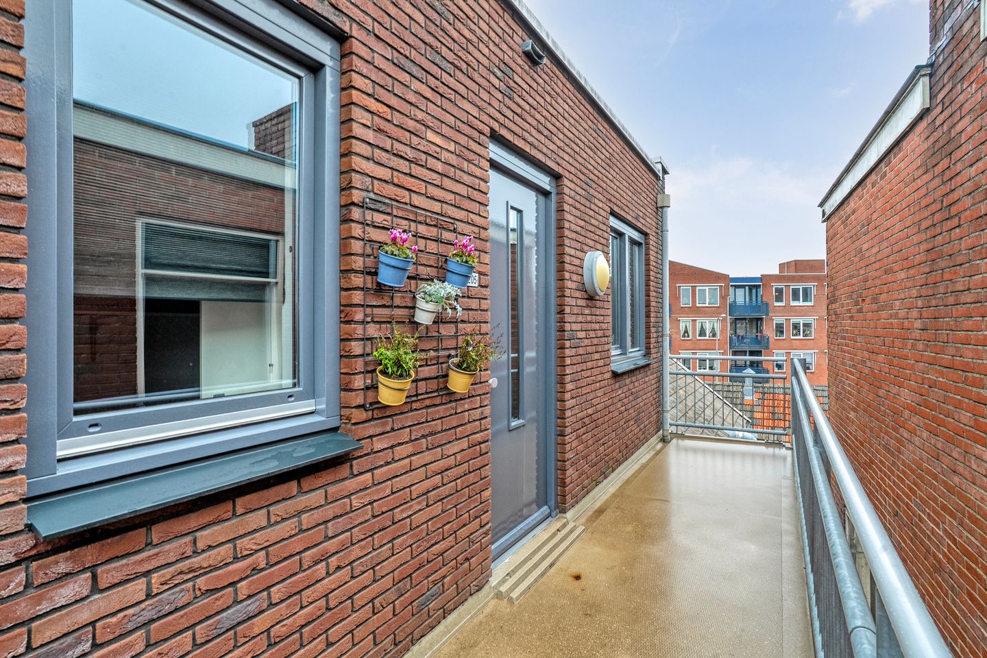 Photo 10 of De Giezen 34-205