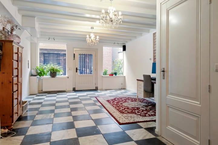 Foto 8 van Weerstraat 47