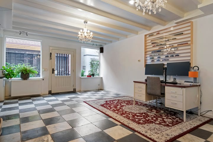 Foto 9 van Weerstraat 47