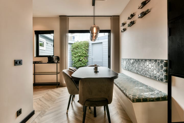 Foto 8 van Helmersstraat 6