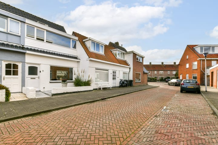 Foto 32 van Helmersstraat 6