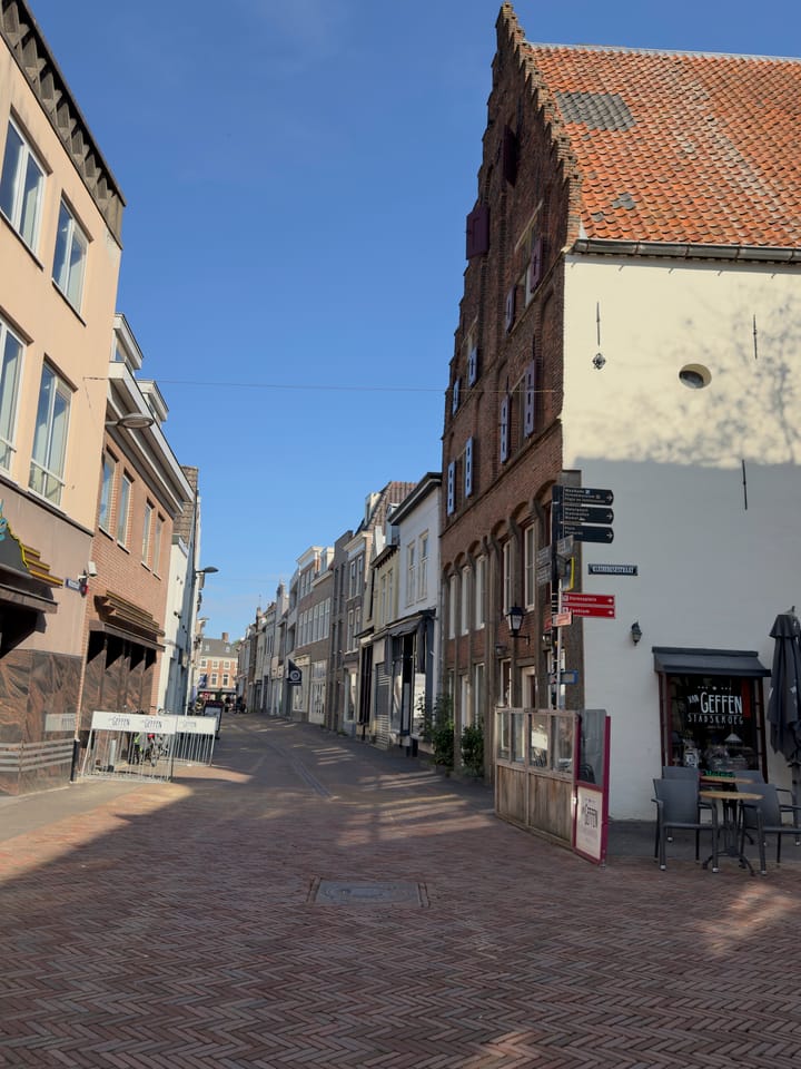 Foto 64 van Weerstraat 47