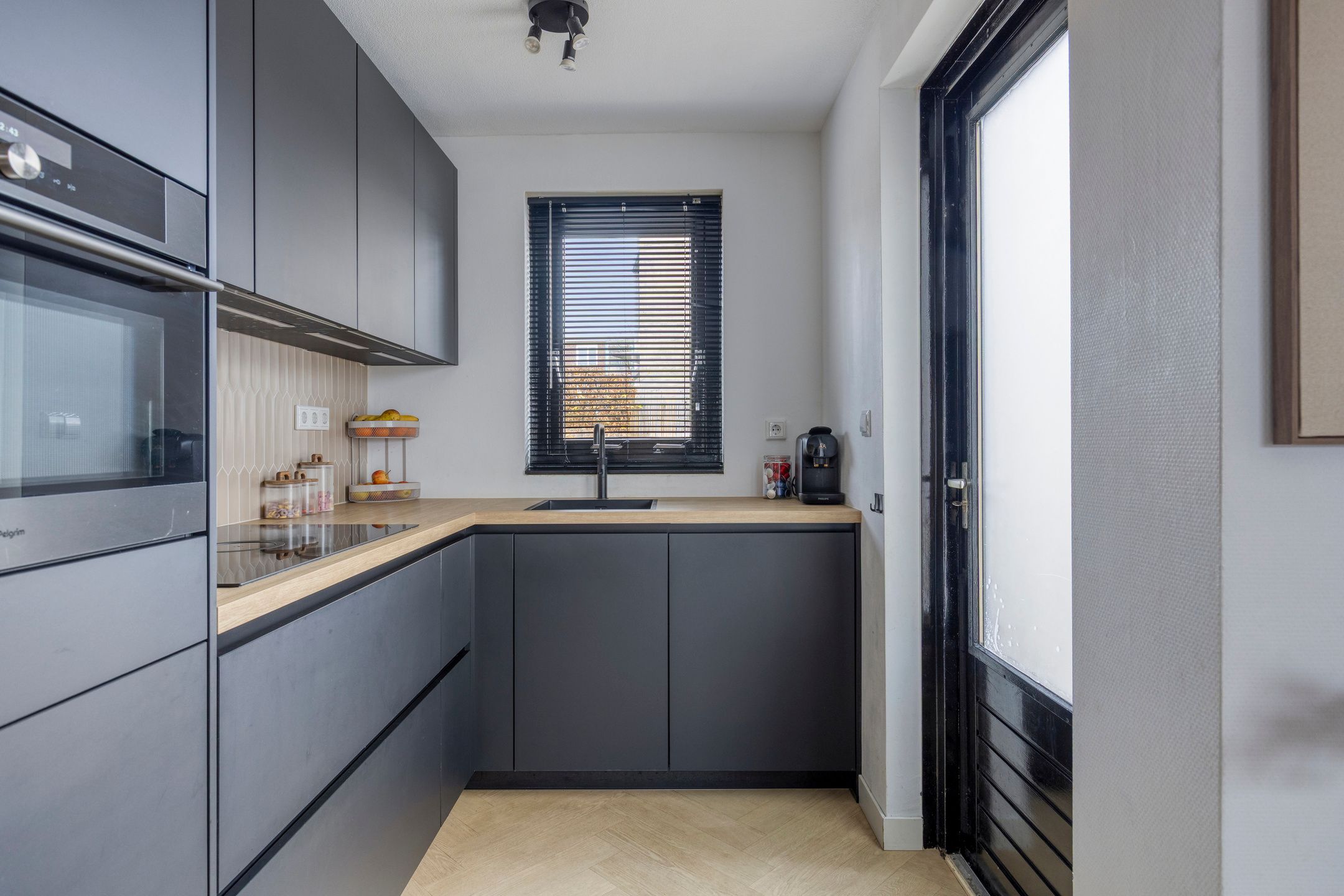 Photo 3 of Willem Zelleweg 49-B