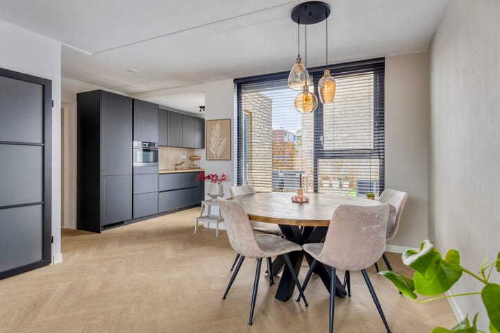 Foto 14 van Willem Zelleweg 49-B