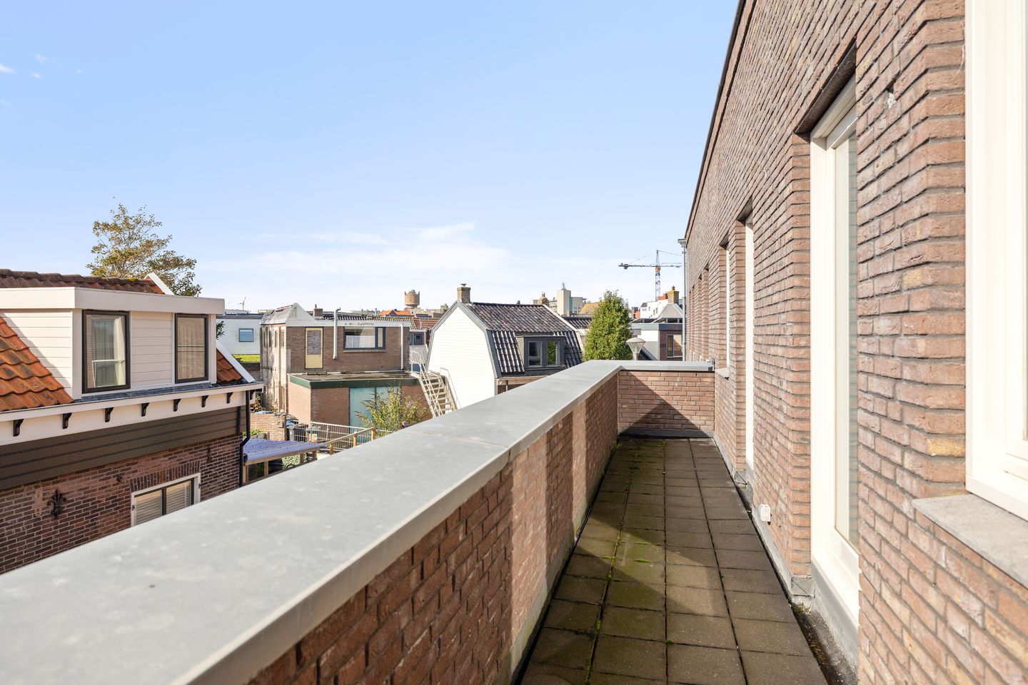 Photo 4 of Diaconiestraat 43