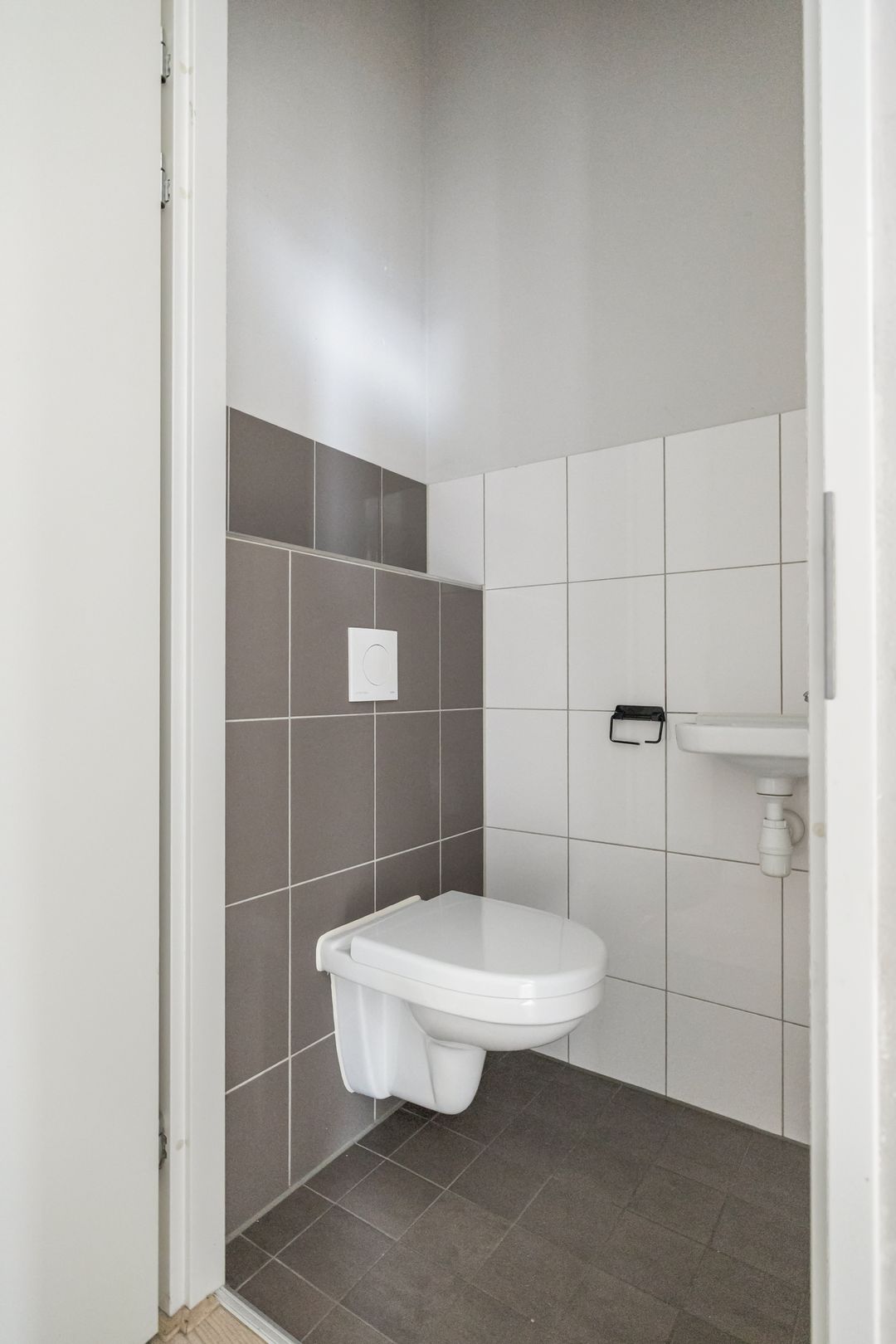 Photo 7 of Diaconiestraat 43